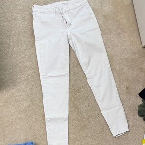 American Eagle White Jeggings 6 Short
